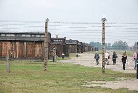 KZ Auschwitz-Birkenau - "Arbeit macht frei"