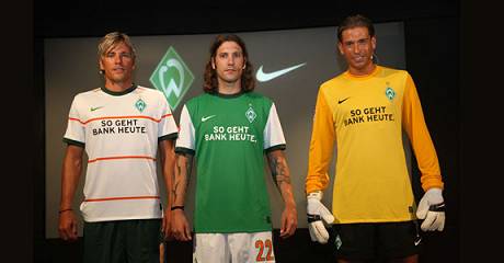 Werders 'neue' Kleider: Trikots 2009/2010