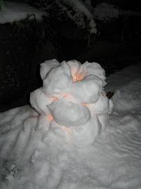 Licht aus Schneebällen