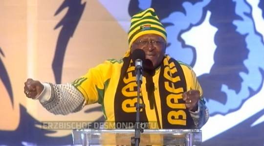 Desmond Tutu bei der WM 2010 in Südafrika