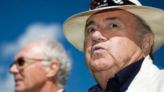 Blatter mit Beckenbauer © dpa Blatter mit Beckenbauer © dpa