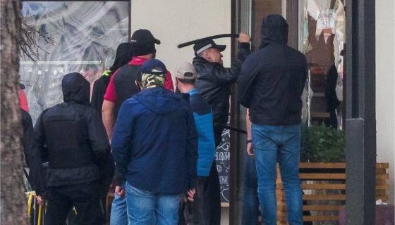 Mikalai Karpiankou (Karpenkow), Chef der Sondereinheit gegen organisiertes Verbrechen und Korruption, im 'Einsatz'